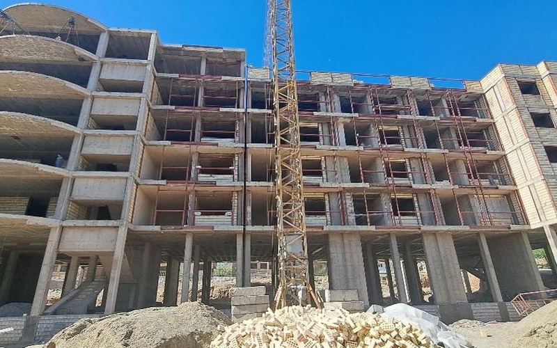 تكميل بلوك هاى B1 و B2 و B3 خوابگاه خواهران هتل دانشجويى(با مشارکت ارتش)